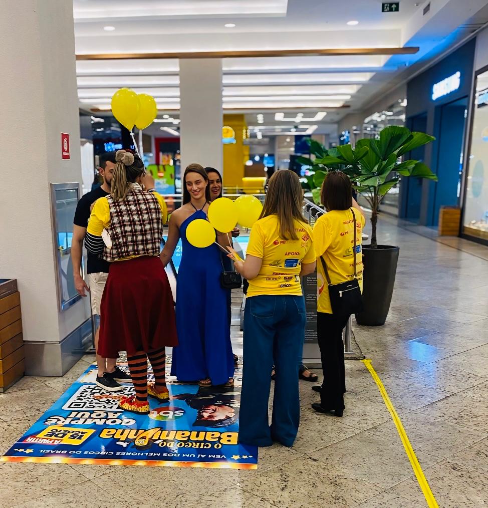 Dia do Abraço no Pantanal Shopping — AO VIVO