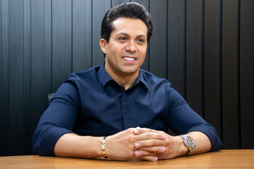 Guns terá 23 camarins, palco de R$ 1 mi e escolta de blindados