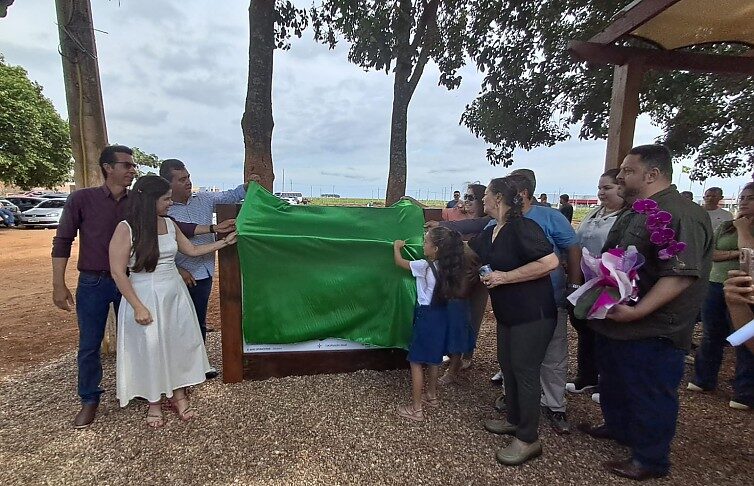 Administração Municipal lança a primeira Farmácia Viva de Mato Grosso e homenageia o legado da médica Adilma Martins da Silva Moraes